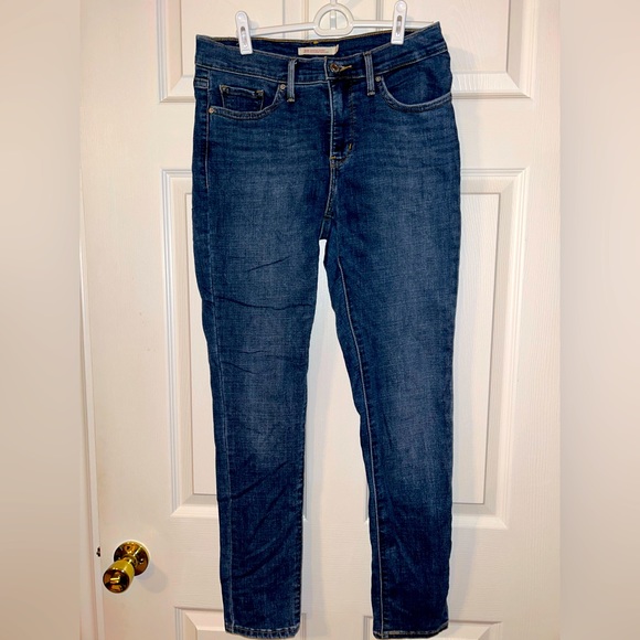 Levi 311 Jeans - Picture 2 of 3